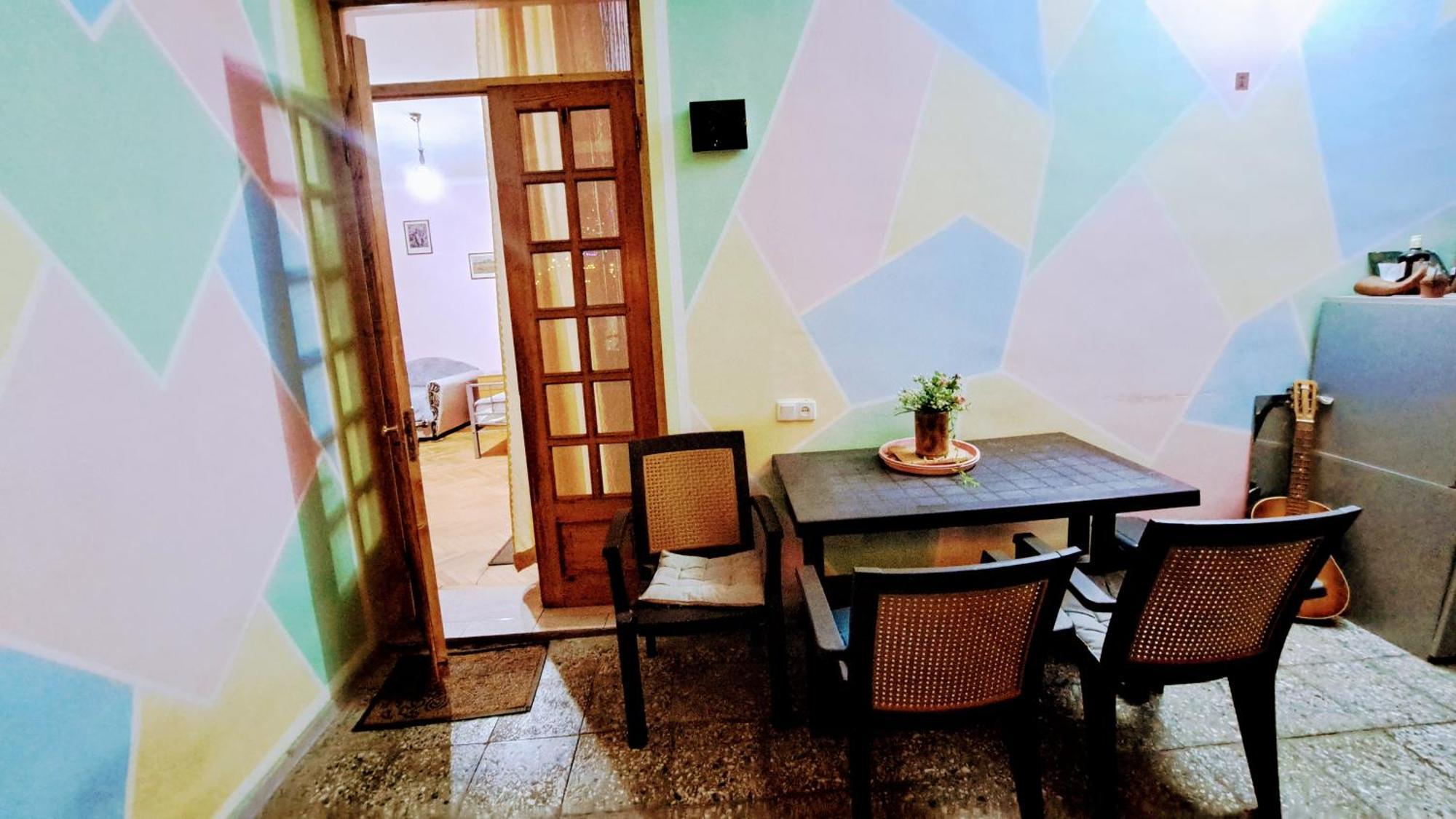 Apartment With A Nice Terrace In Old City Center ティビリシ エクステリア 写真